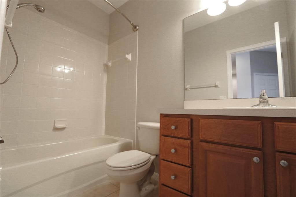 En Renta: $2,490 (4 camas, 2 baños, 1854 Pies cuadrados)