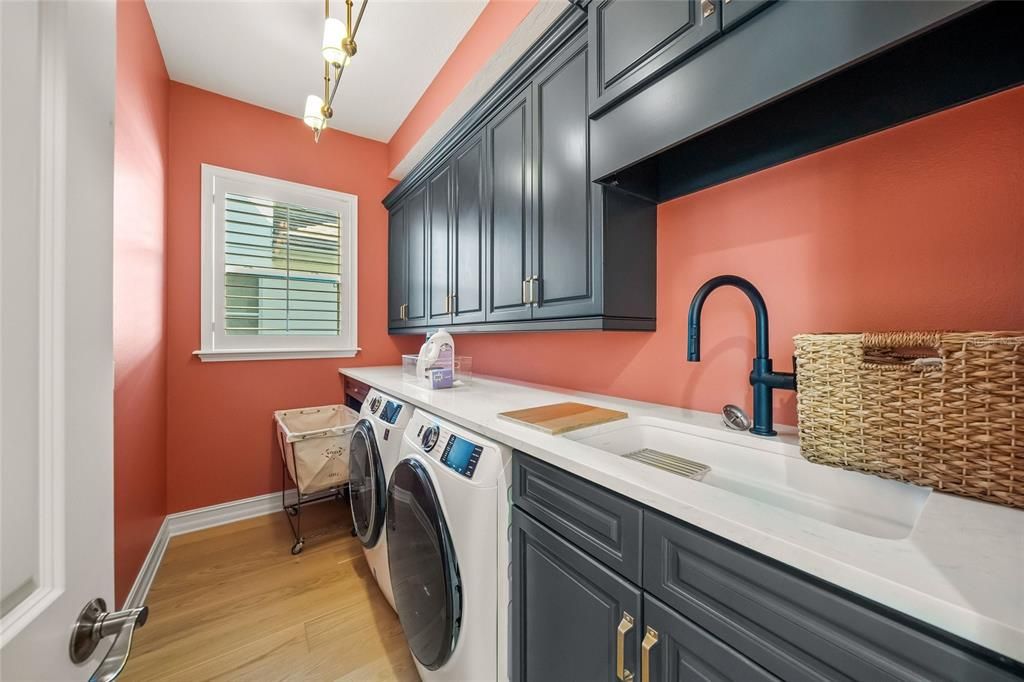 For Sale: $4,550,000 (4 beds, 5 baths, 4683 Square Feet)
