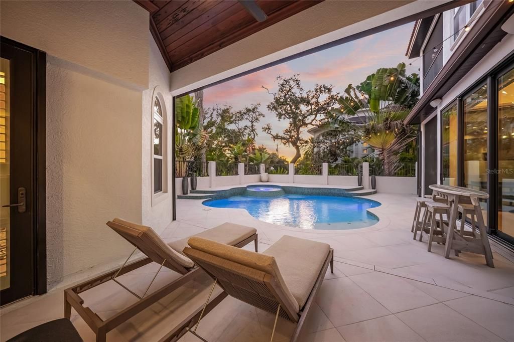 For Sale: $4,550,000 (4 beds, 5 baths, 4683 Square Feet)