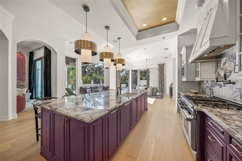 For Sale: $4,550,000 (4 beds, 5 baths, 4683 Square Feet)