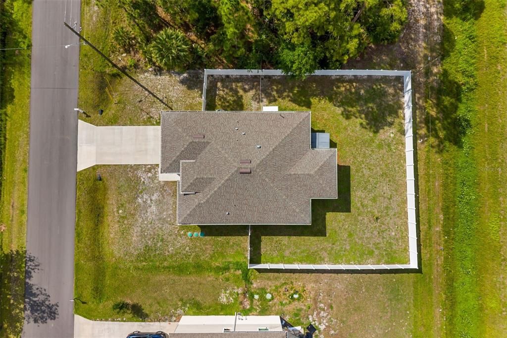 На продажу: $335,000 (3 спален, 2 ванн, 1563 Квадратных фут)