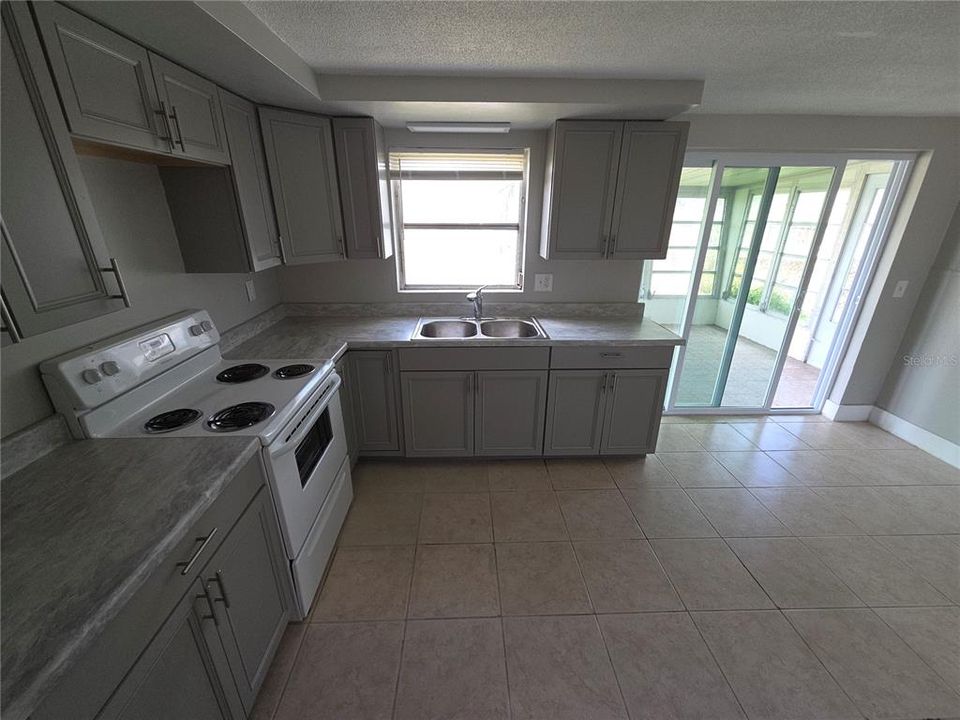 En Renta: $1,600 (2 camas, 1 baños, 898 Pies cuadrados)