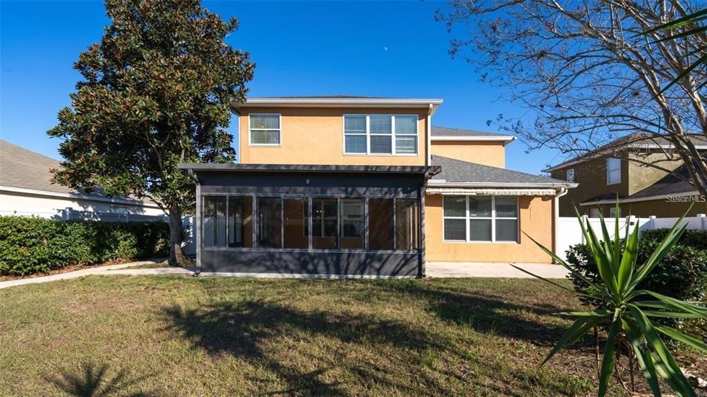 En Renta: $2,575 (4 camas, 2 baños, 2510 Pies cuadrados)