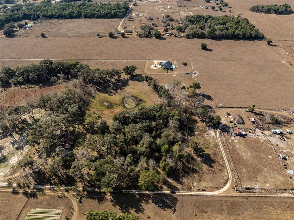 На продажу: $180,000 (3.67 acres)