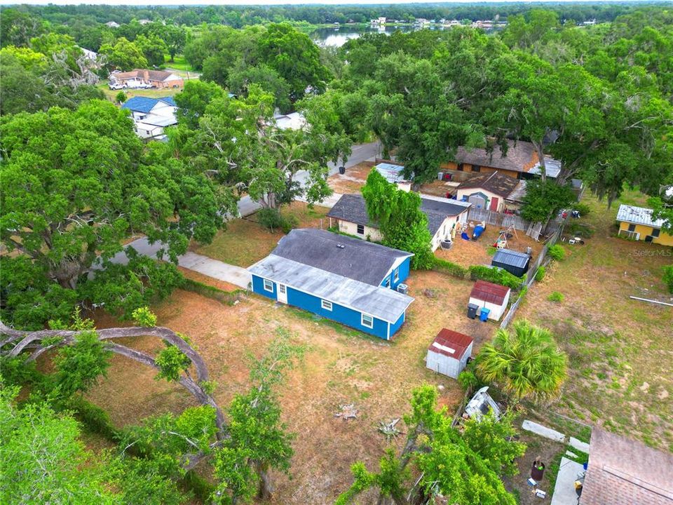 For Sale: $325,000 (3 beds, 2 baths, 1395 Square Feet)
