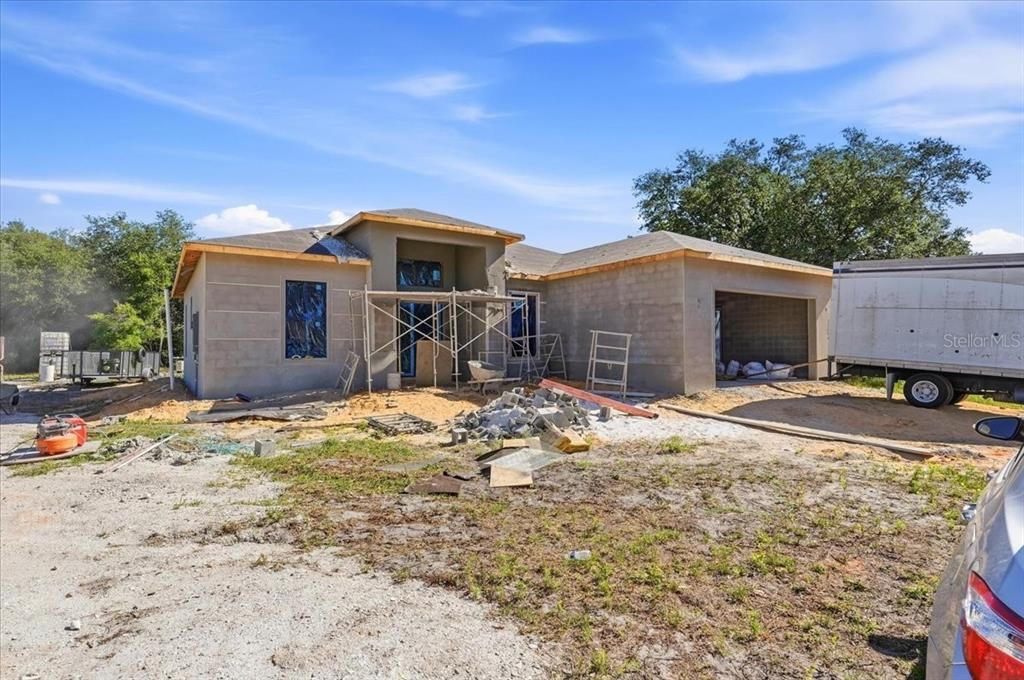 For Sale: $357,000 (3 beds, 2 baths, 1628 Square Feet)