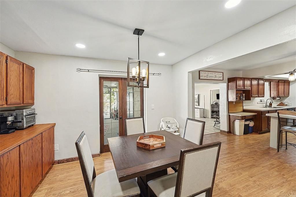 В аренду: $4,000 (4 спален, 3 ванн, 2338 Квадратных фут)