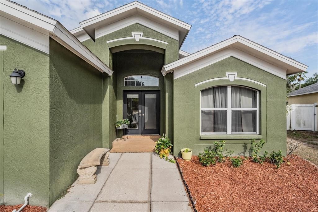 For Sale: $369,000 (3 beds, 2 baths, 1847 Square Feet)