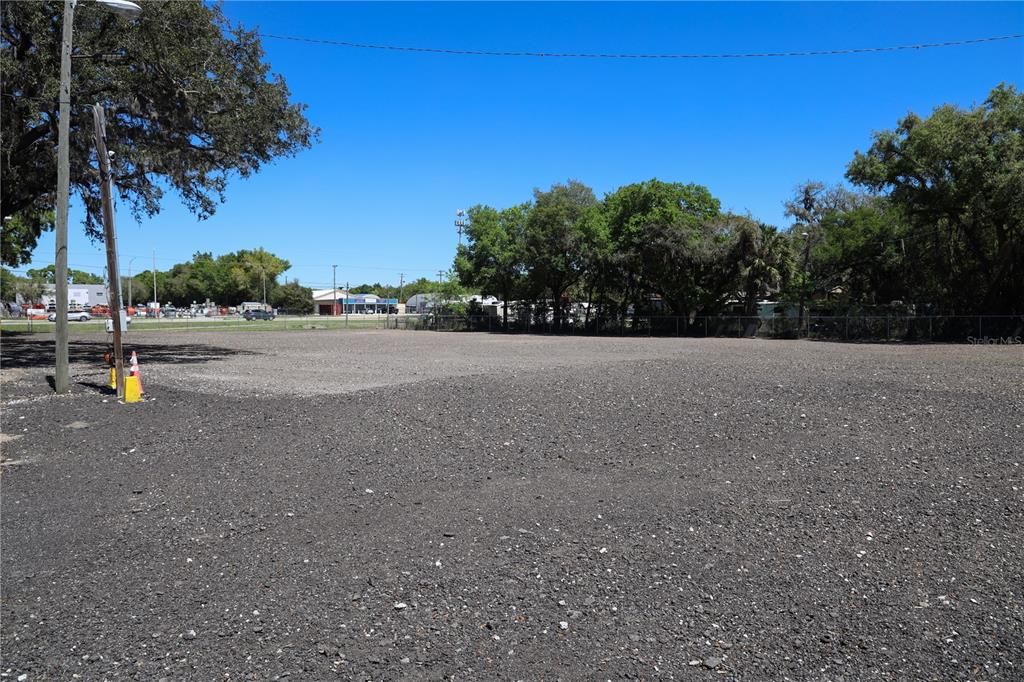 For Sale: $1,199,000 (1.07 acres)