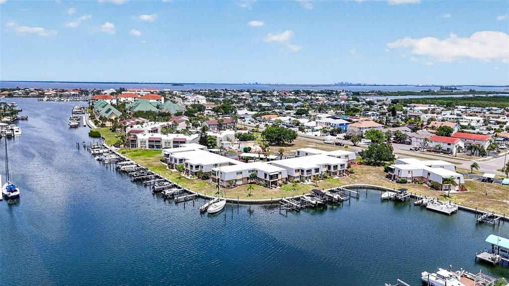 En Venta: $280,000 (2 camas, 2 baños, 1125 Pies cuadrados)