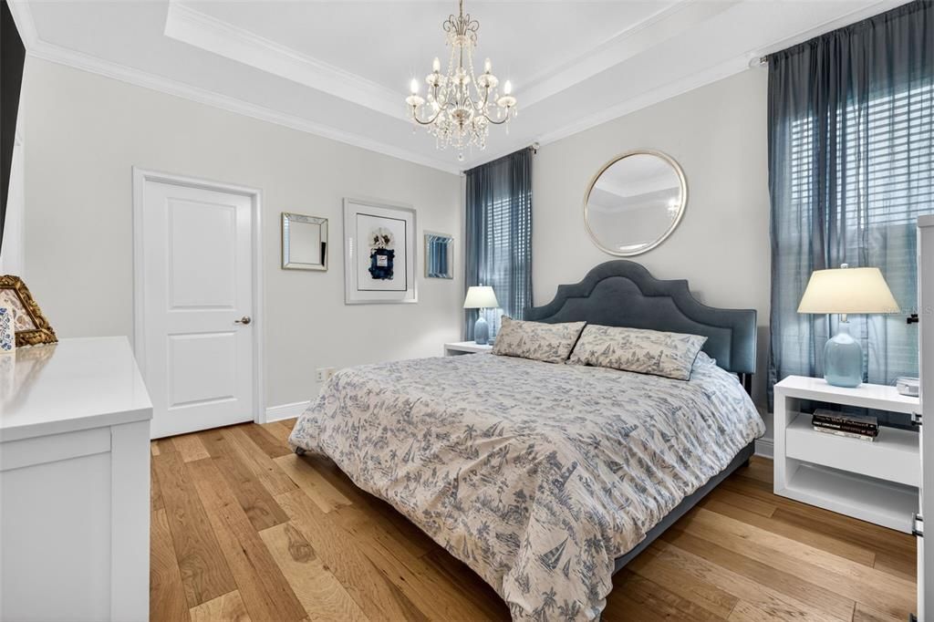 For Sale: $327,000 (2 beds, 2 baths, 1320 Square Feet)