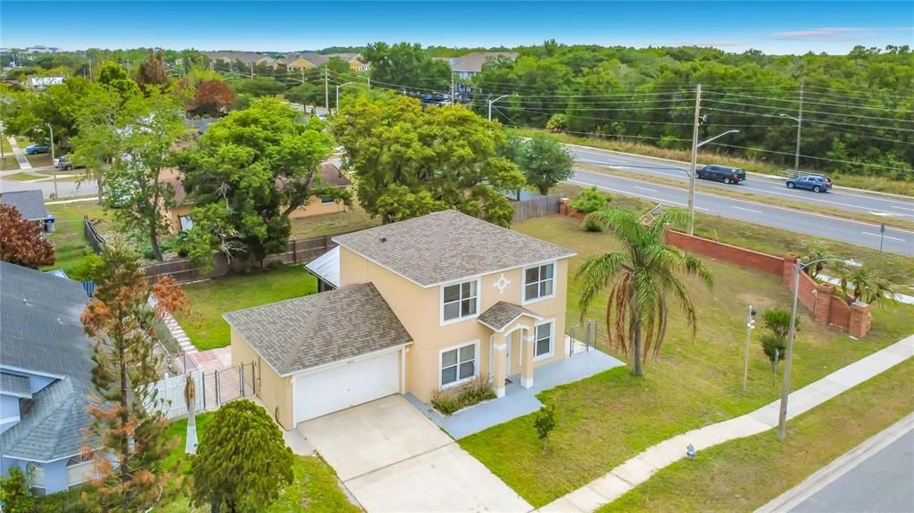 Activo con contrato: $319,000 (3 camas, 2 baños, 1352 Pies cuadrados)