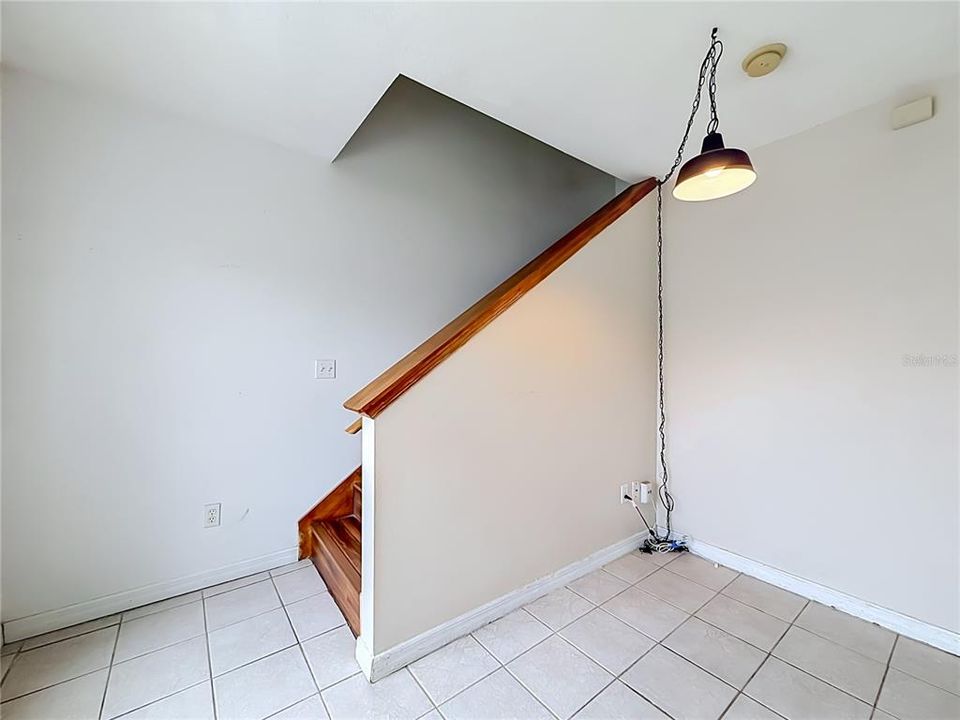 Activo con contrato: $319,000 (3 camas, 2 baños, 1352 Pies cuadrados)