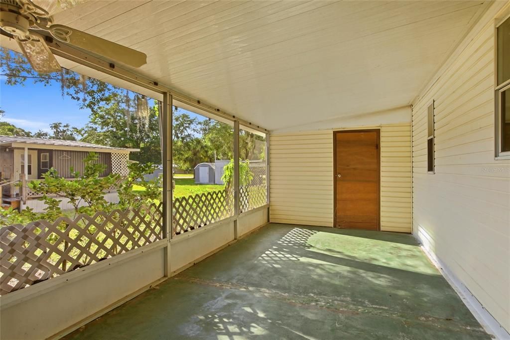 For Sale: $209,900 (4 beds, 3 baths, 1400 Square Feet)