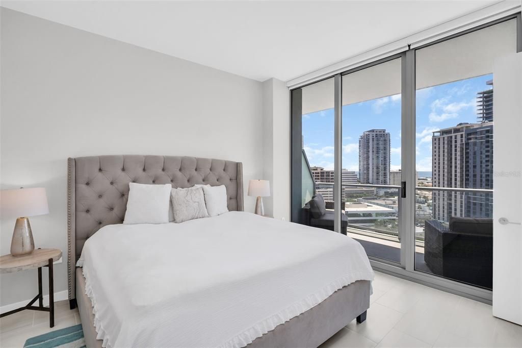 For Rent: $6,000 (2 beds, 2 baths, 1311 Square Feet)