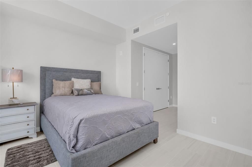 For Rent: $6,000 (2 beds, 2 baths, 1311 Square Feet)