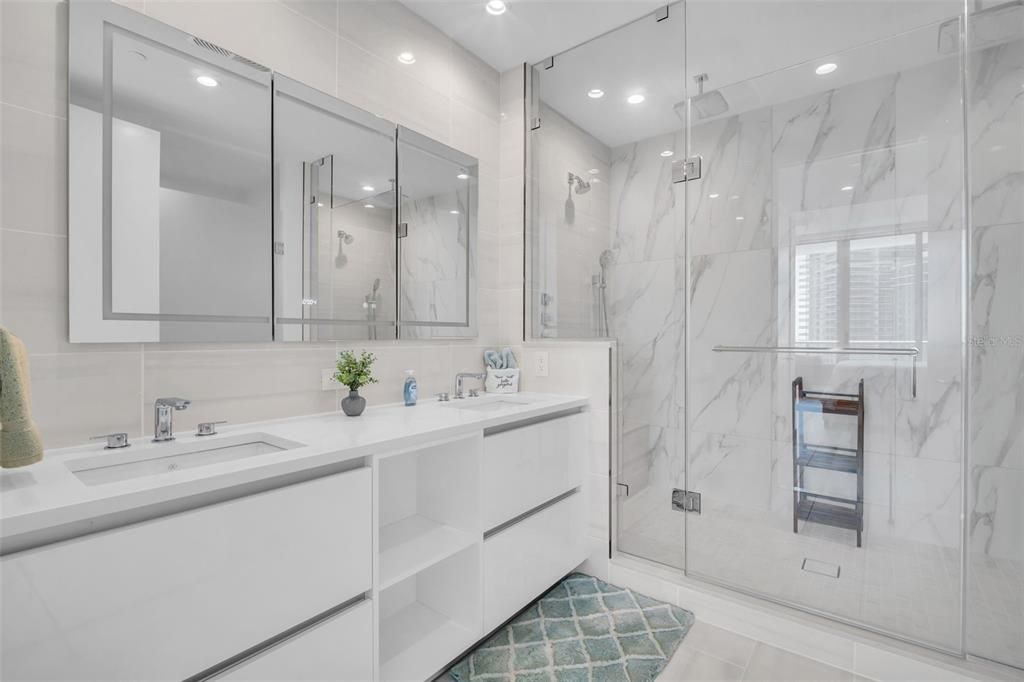 For Rent: $6,000 (2 beds, 2 baths, 1311 Square Feet)