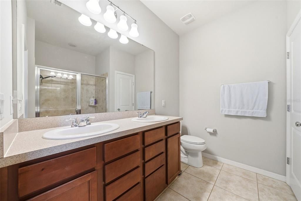 Active With Contract: $315,000 (4 beds, 3 baths, 1990 Square Feet)