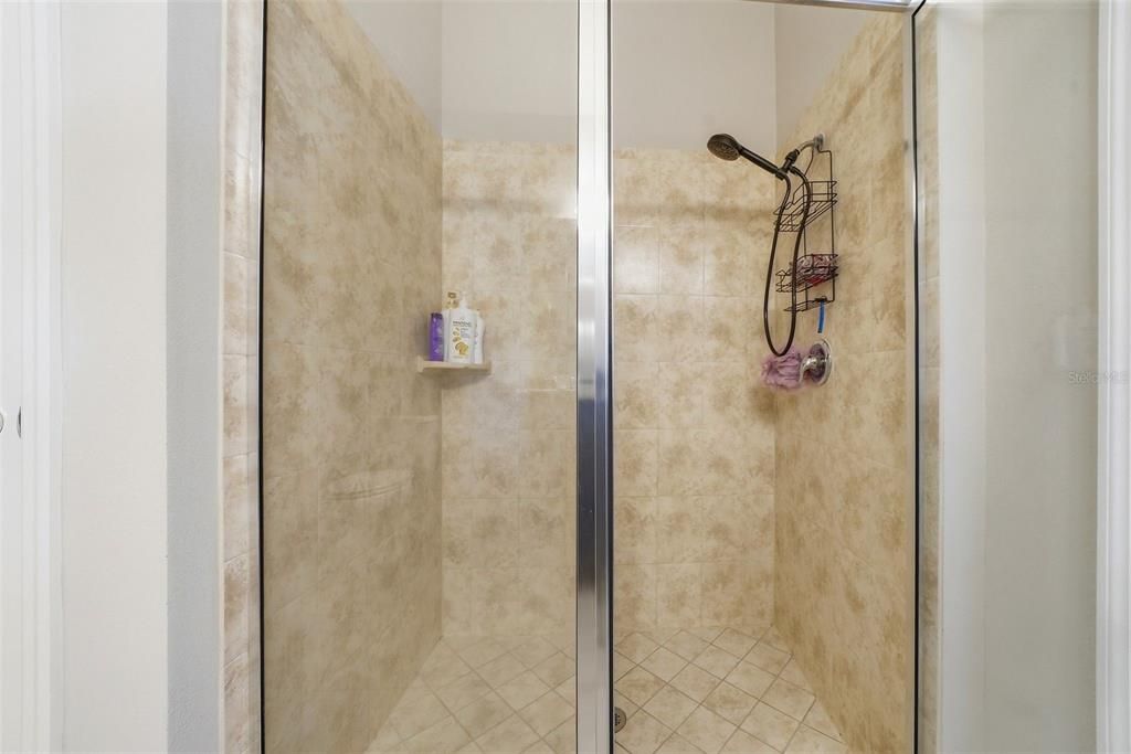 Active With Contract: $315,000 (4 beds, 3 baths, 1990 Square Feet)