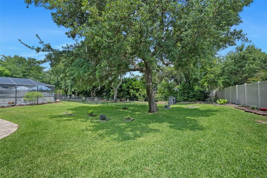 Active With Contract: $580,000 (3 beds, 2 baths, 2864 Square Feet)