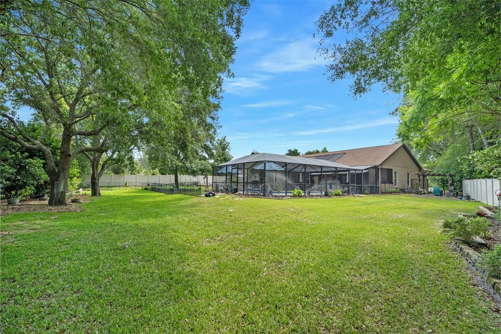 Active With Contract: $580,000 (3 beds, 2 baths, 2864 Square Feet)