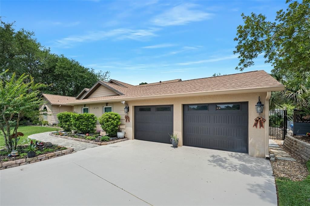 Active With Contract: $580,000 (3 beds, 2 baths, 2864 Square Feet)