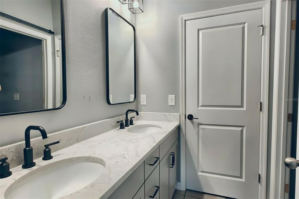 For Rent: $3,500 (4 beds, 3 baths, 2364 Square Feet)