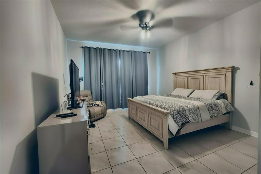 For Rent: $3,500 (4 beds, 3 baths, 2364 Square Feet)