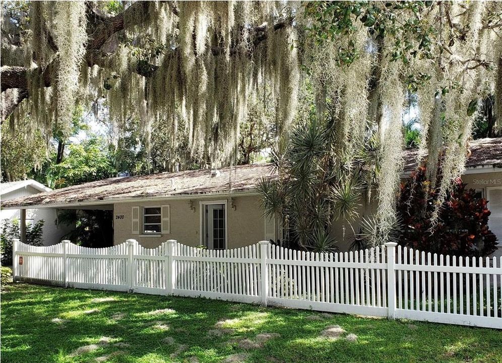 Recientemente alquilado: $2,700 (3 camas, 3 baños, 1656 Pies cuadrados)