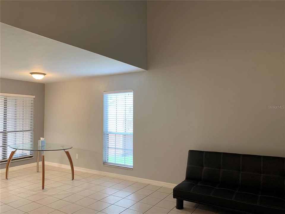 For Rent: $1,600 (2 beds, 2 baths, 1106 Square Feet)