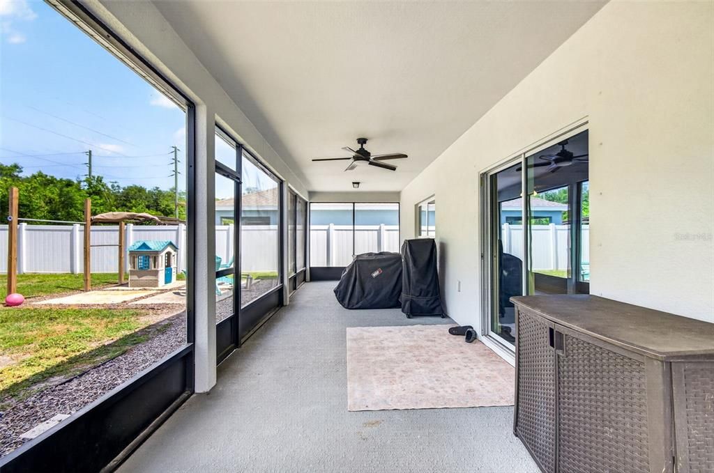 For Sale: $525,000 (4 beds, 2 baths, 2348 Square Feet)