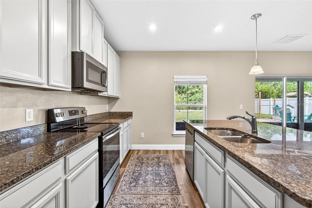 For Sale: $525,000 (4 beds, 2 baths, 2348 Square Feet)