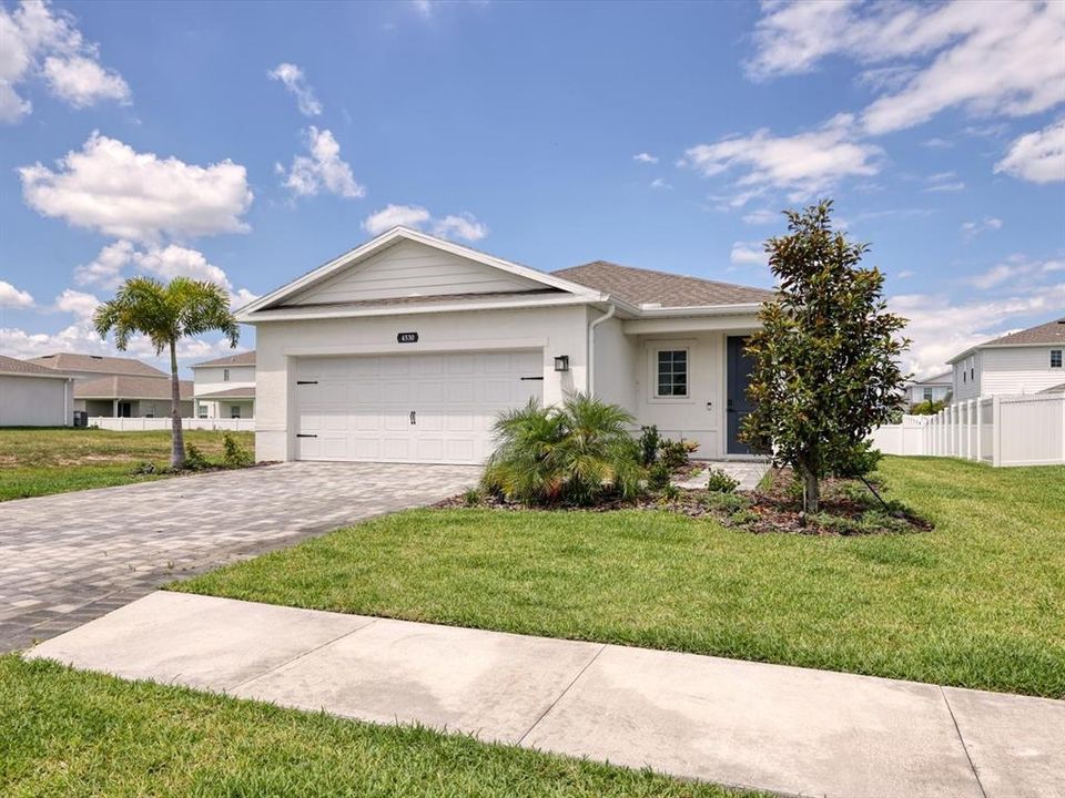 Active With Contract: $2,850 (3 beds, 2 baths, 1501 Square Feet)