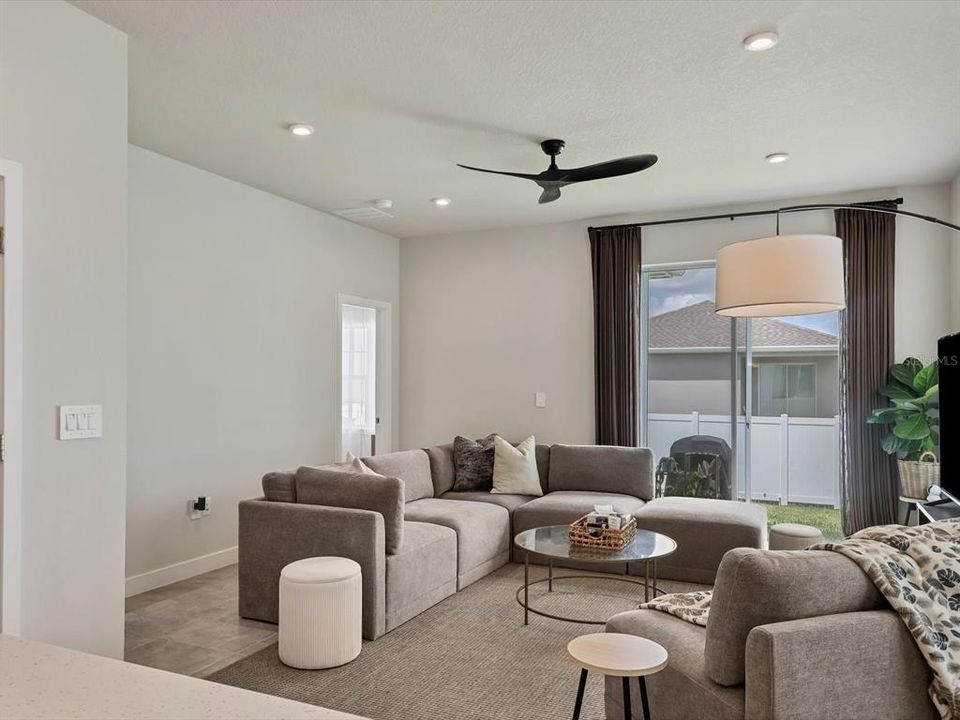 Active With Contract: $2,850 (3 beds, 2 baths, 1501 Square Feet)
