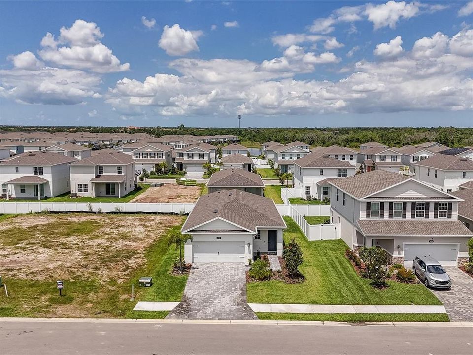 Active With Contract: $2,850 (3 beds, 2 baths, 1501 Square Feet)