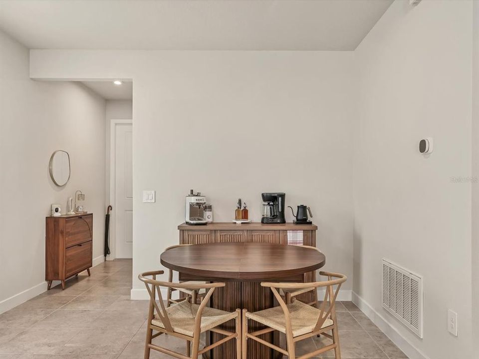 Active With Contract: $2,850 (3 beds, 2 baths, 1501 Square Feet)