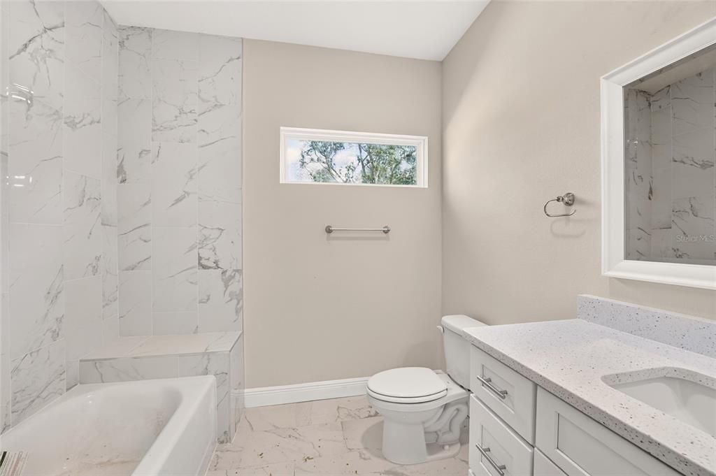 For Sale: $335,000 (3 beds, 2 baths, 1704 Square Feet)
