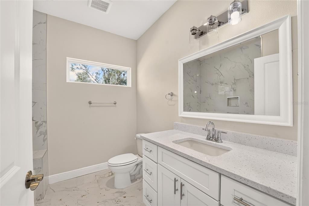 For Sale: $335,000 (3 beds, 2 baths, 1704 Square Feet)