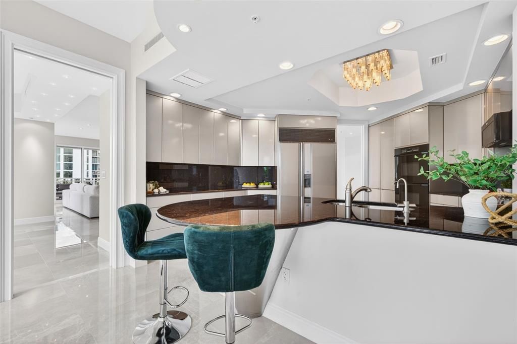 For Sale: $2,875,000 (4 beds, 4 baths, 3751 Square Feet)