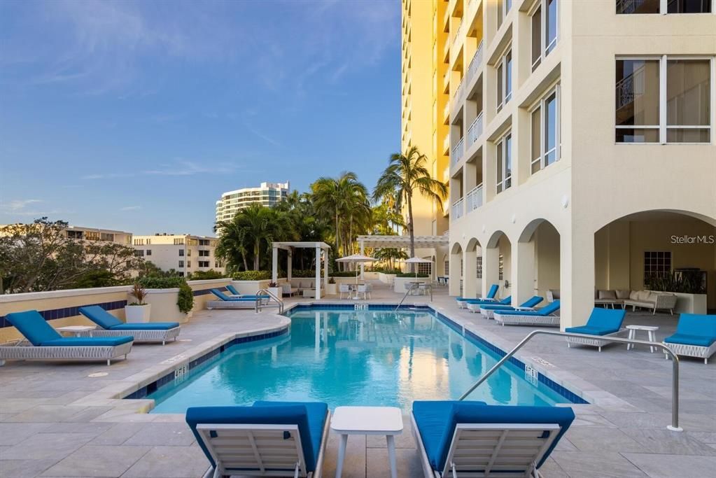 For Sale: $2,875,000 (4 beds, 4 baths, 3751 Square Feet)