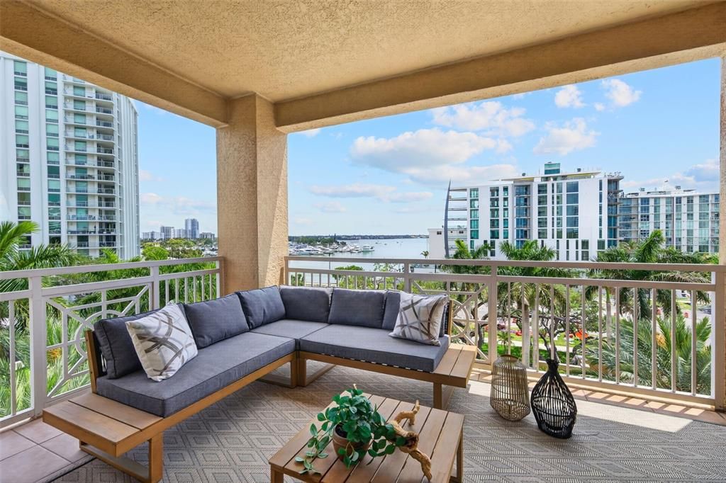 For Sale: $2,875,000 (4 beds, 4 baths, 3751 Square Feet)