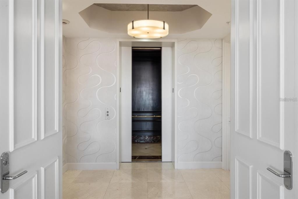 For Sale: $2,875,000 (4 beds, 4 baths, 3751 Square Feet)