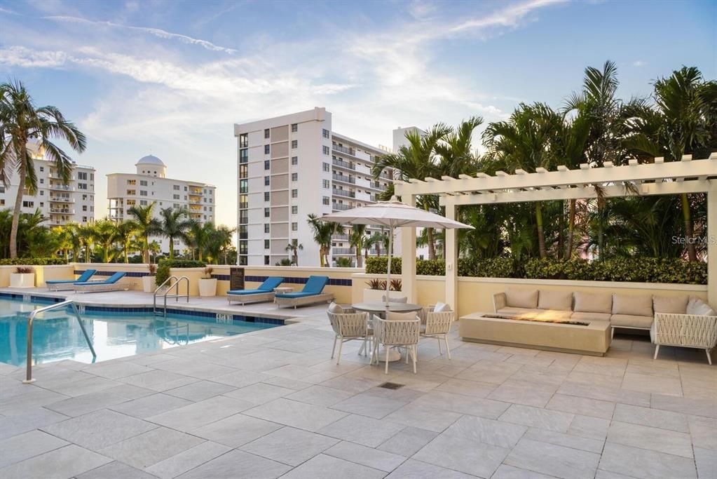 For Sale: $2,875,000 (4 beds, 4 baths, 3751 Square Feet)