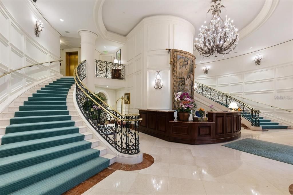 For Sale: $2,875,000 (4 beds, 4 baths, 3751 Square Feet)