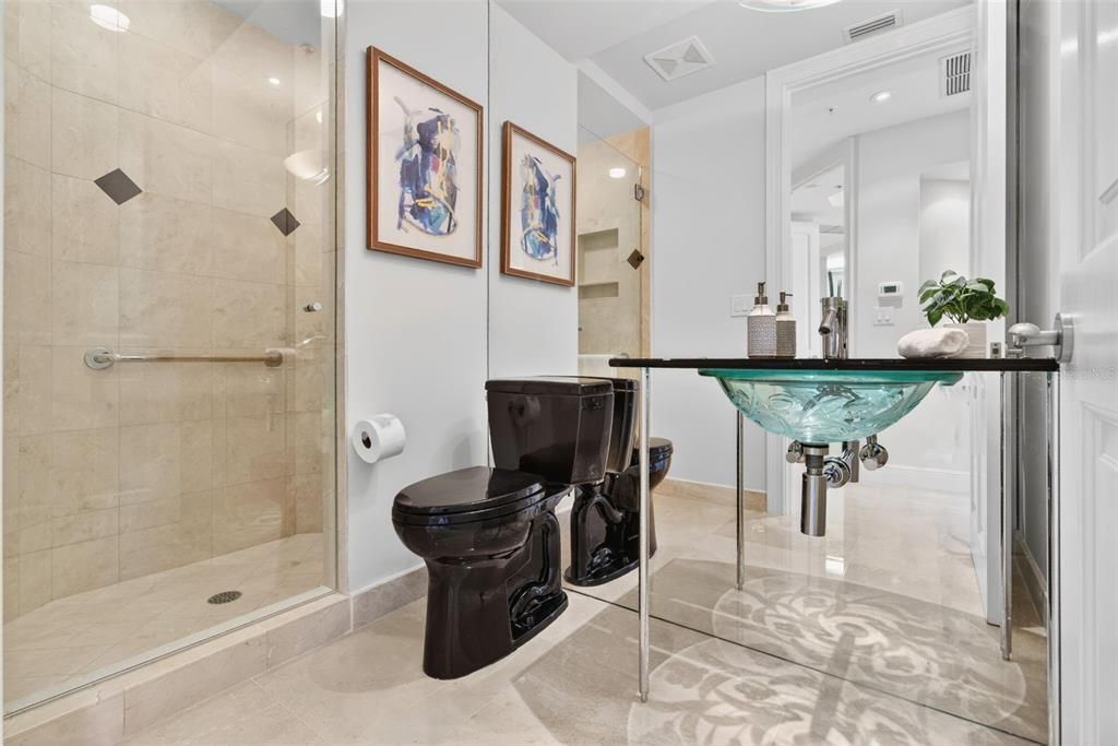 For Sale: $2,875,000 (4 beds, 4 baths, 3751 Square Feet)
