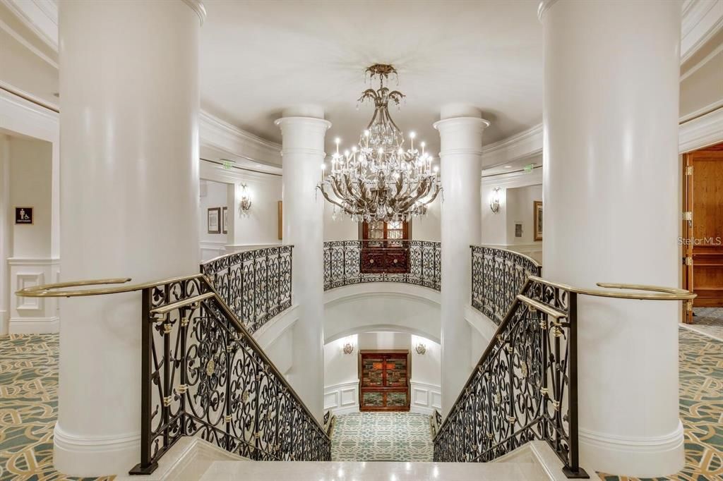 For Sale: $2,875,000 (4 beds, 4 baths, 3751 Square Feet)
