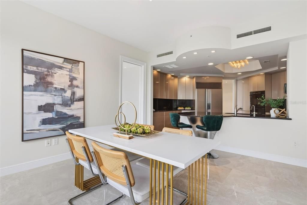 For Sale: $2,875,000 (4 beds, 4 baths, 3751 Square Feet)