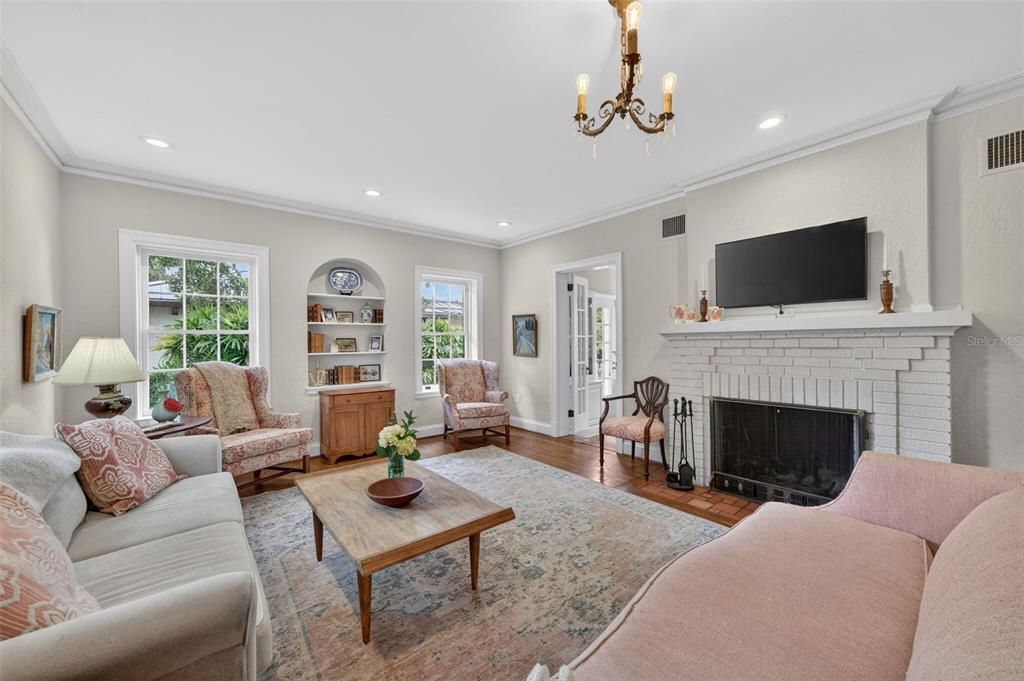 For Sale: $1,600,000 (5 beds, 3 baths, 3396 Square Feet)