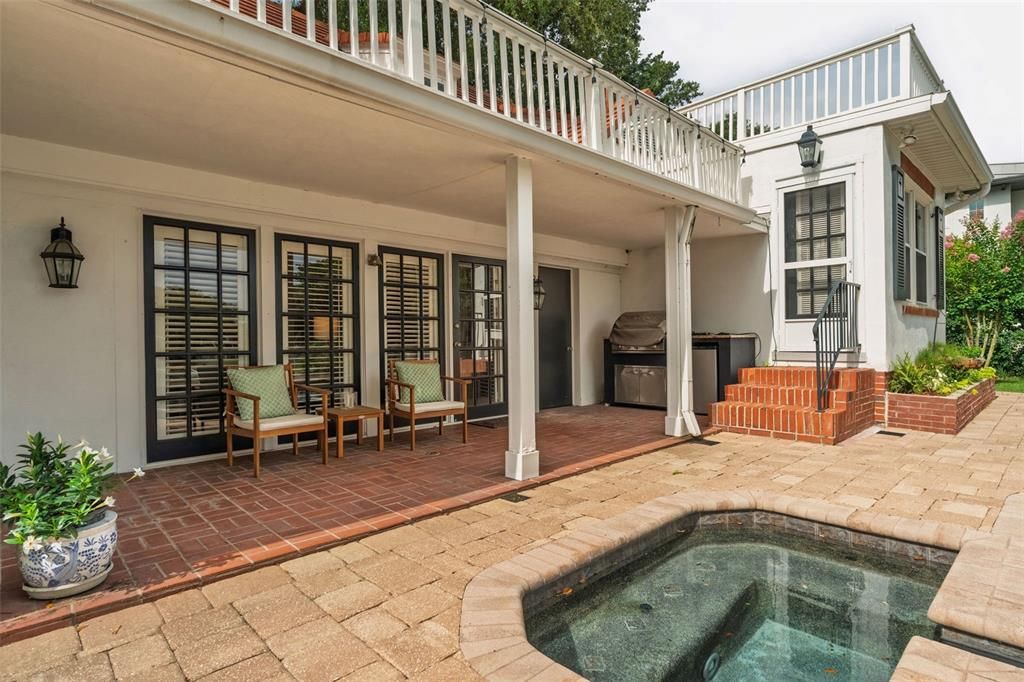 For Sale: $1,600,000 (5 beds, 3 baths, 3396 Square Feet)