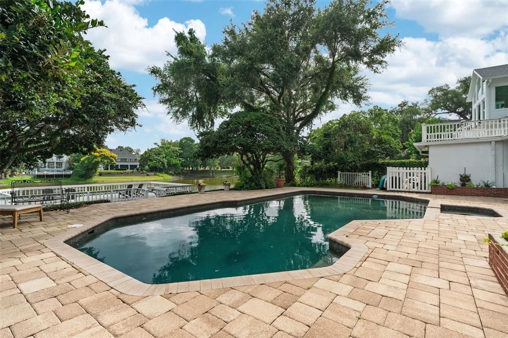 For Sale: $1,600,000 (5 beds, 3 baths, 3396 Square Feet)